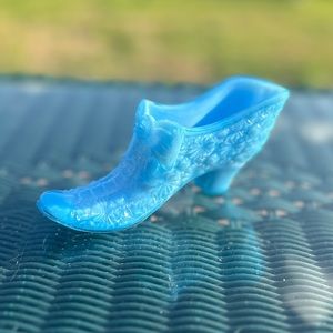 Boyd Vintage Blue Glass Shoe Colectible